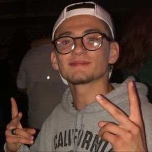 Meet your Posher, Nick